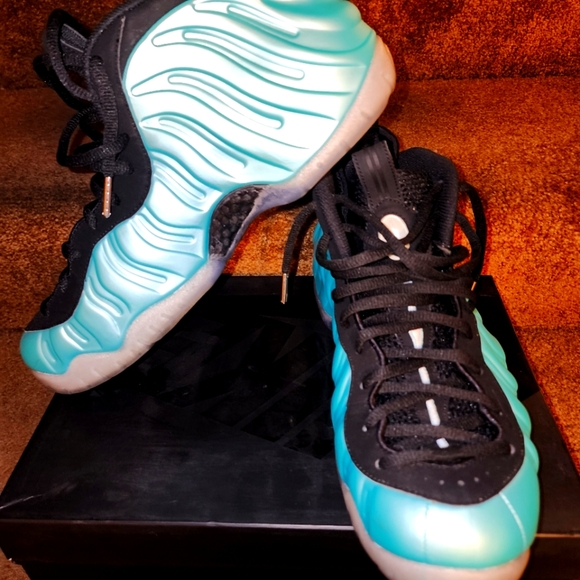 nike foamposite pro electric blue